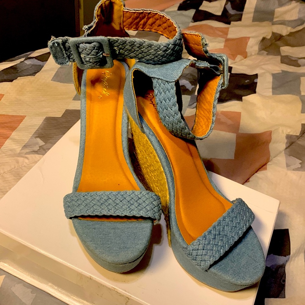 Jean wedges